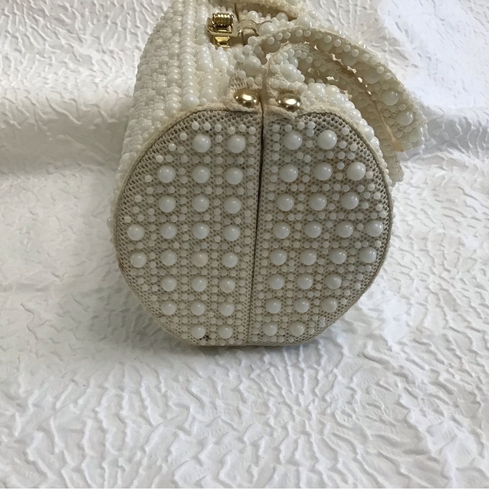 Vintage 1960’s Beaded Barrel Handbag - Picture 6 of 14
